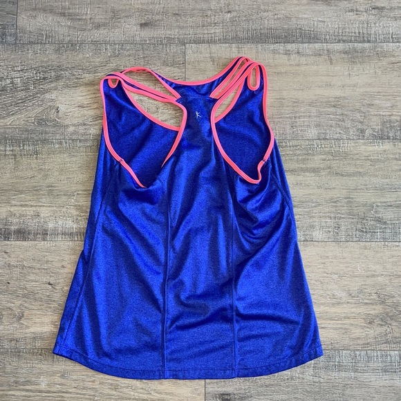 💕 3/$15 💕 Activewear Tank - Picture 4 of 4